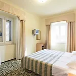 Supetar Hotel