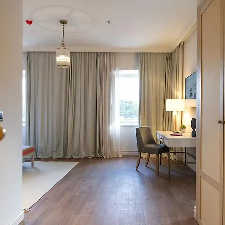 Hotel Supetar 5*