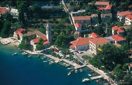 Otel Supetar