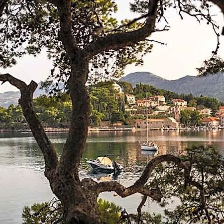 Supetar 5* Cavtat