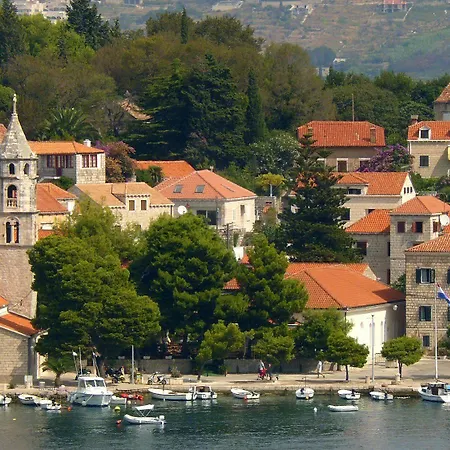 Supetar 5* Cavtat