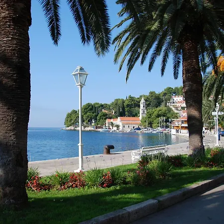 Supetar Hotel 5*