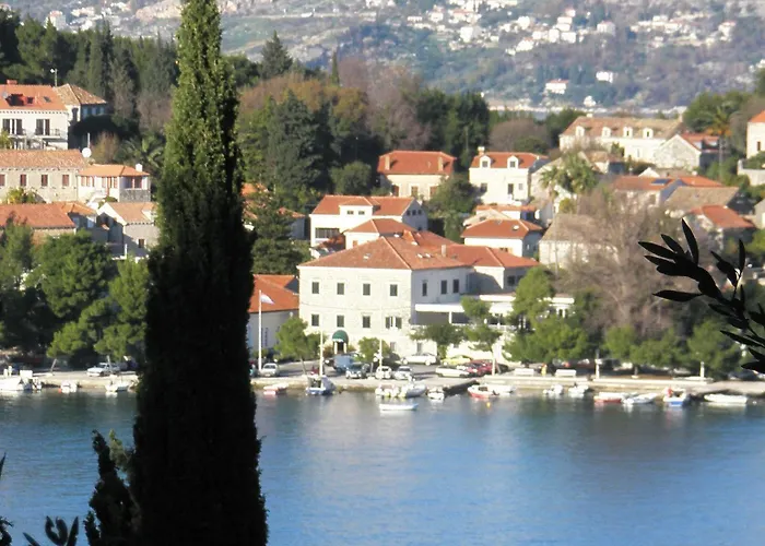 Supetar 5* Cavtat